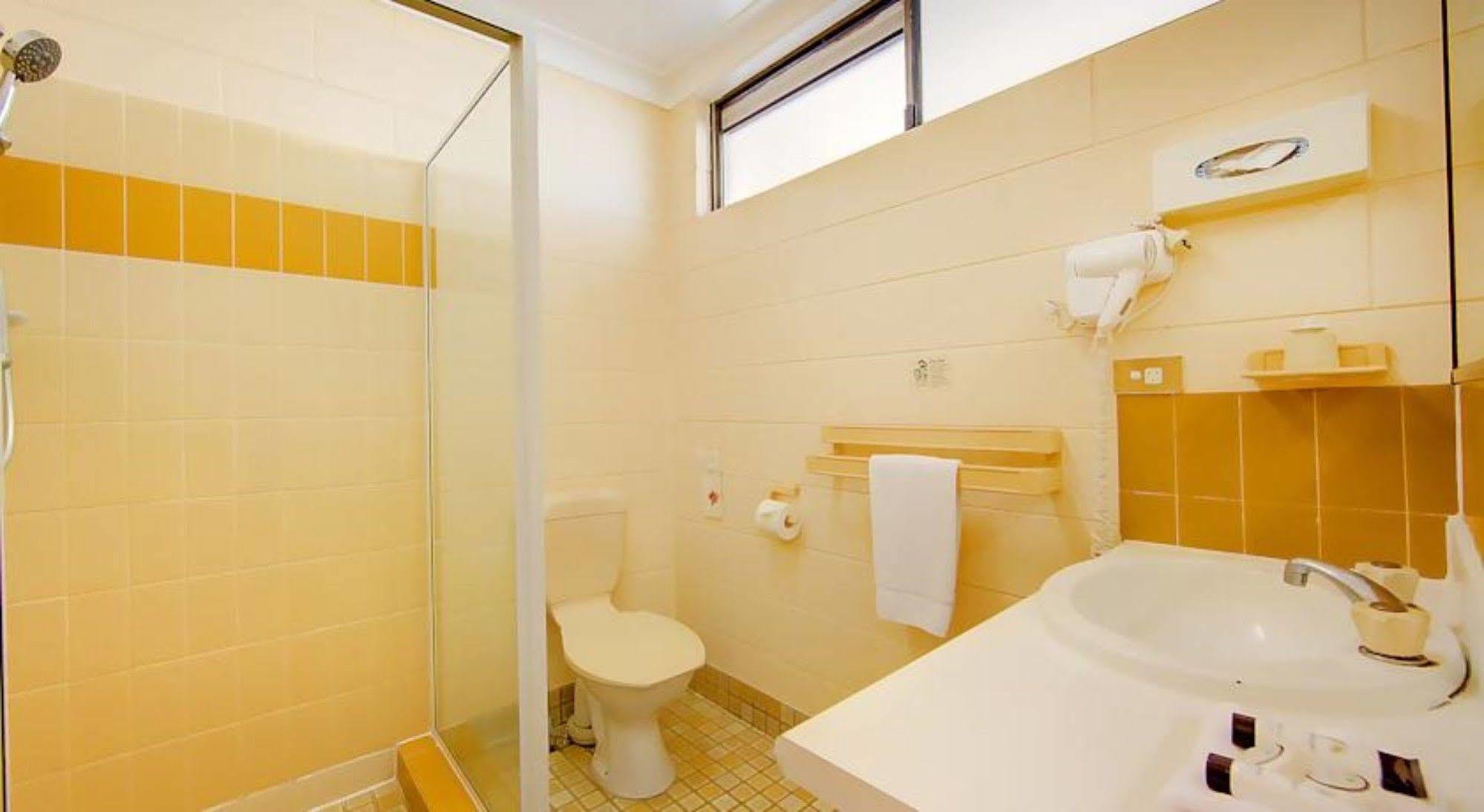 Raintree Motel Таунсвіль Екстер'єр фото